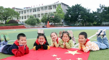 春暖童心，为重庆留守青少年的寄宿生活助力